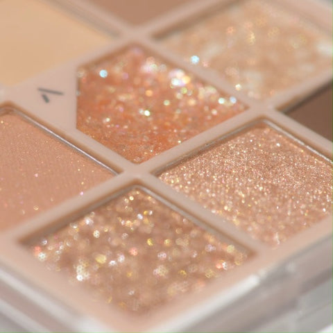 Unleashia Angelicia Glitter Pedia Eye Shadow N°1 All of Glitter