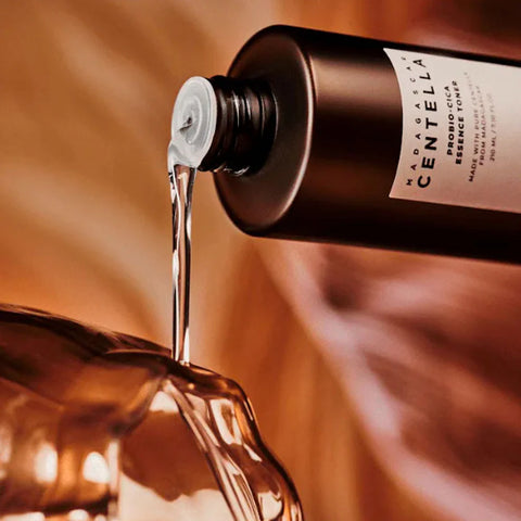 Skin1004 Madagascar Probio-cica Essence Toner 210ml