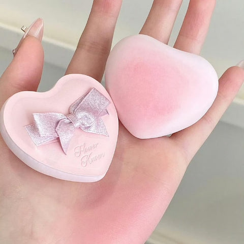 Flower Knows Heart Shaped Marshmallow Powder Puff